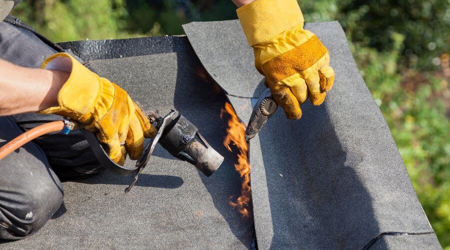 Professional residential roofers in Roe, AR